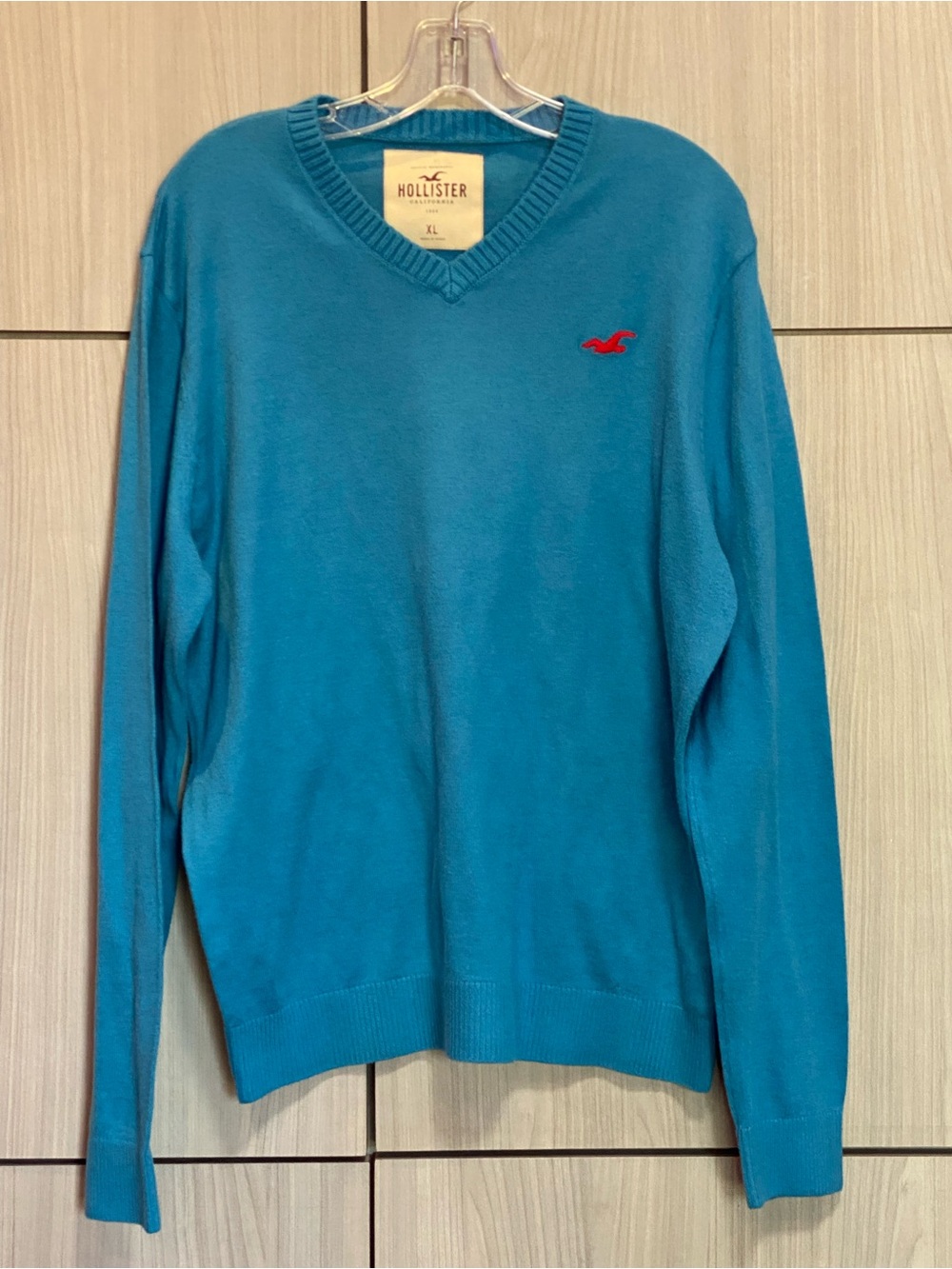 Hollister V-Neck Sweater Cerulean Blue XL Cotton Blend